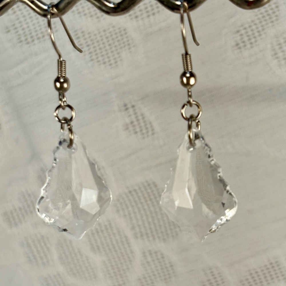 Earrings Pierced Handcrafted Unique Women’s Faceted Crystal Glass Stunning!